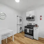 Bloomfield, Shadyside !C Modern And Cozy Private Bedroom With Shared Bathroom