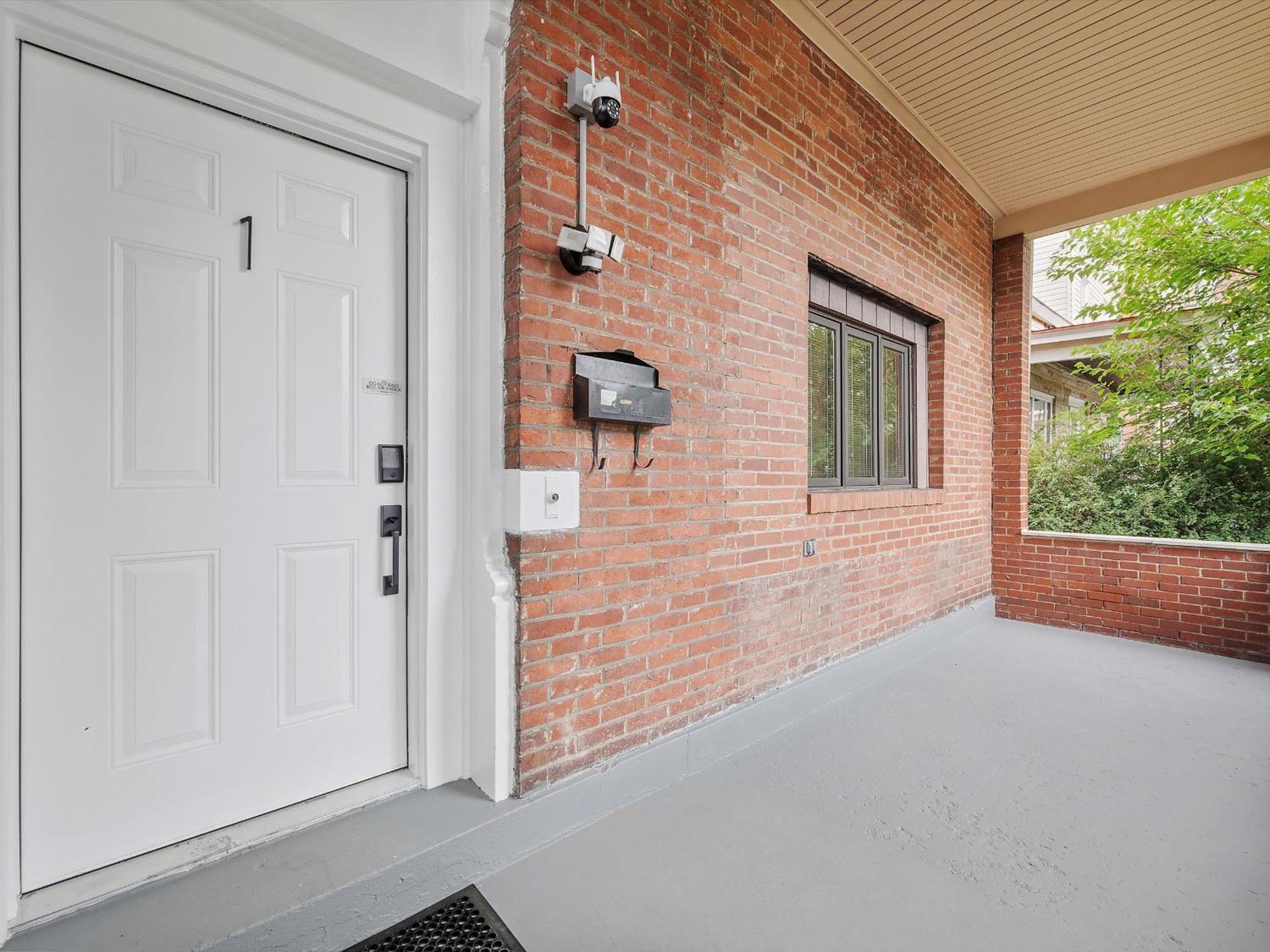 Bloomfield, Shadyside !c Modern And Cozy Private Bedroom With Shared Bathroom Homestay