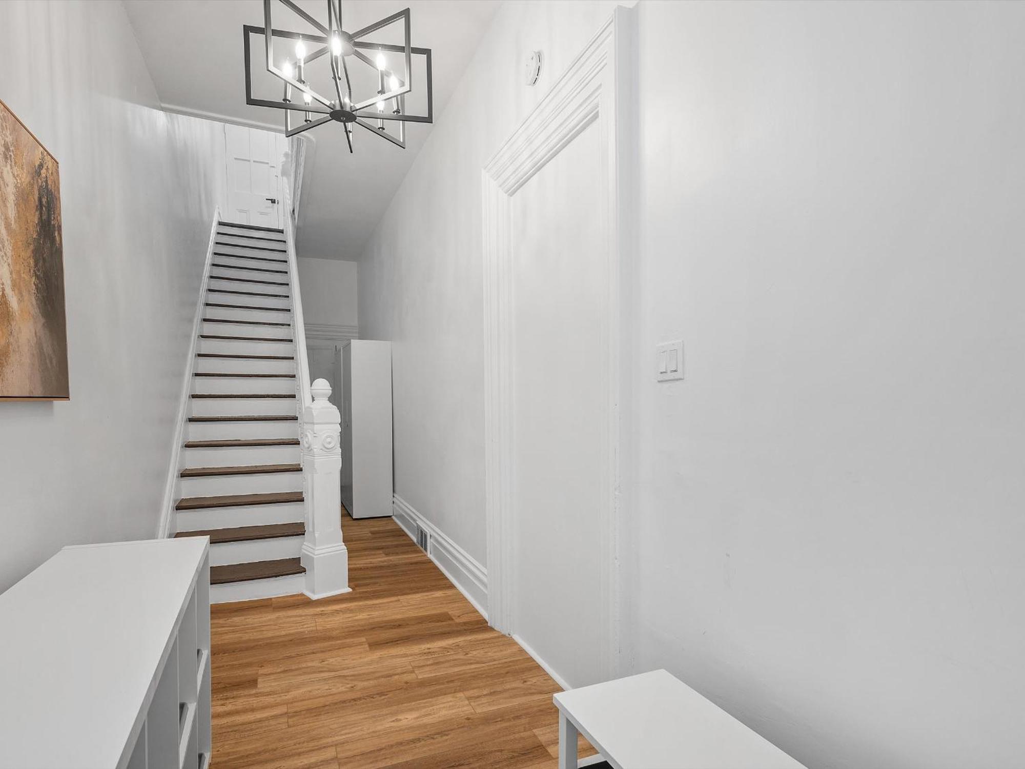 Bloomfield, Shadyside !c Modern And Cozy Private Bedroom With Shared Bathroom *